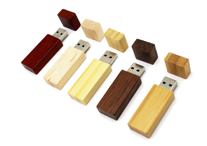 pendrive z drewna